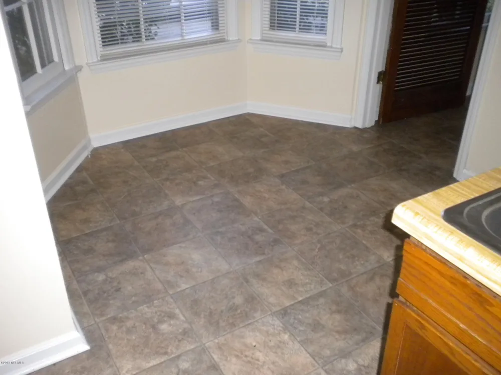 1913 Rolling Ridge Drive Midway Park, NC 28544