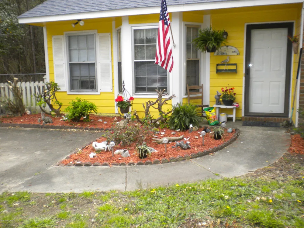 1913 Rolling Ridge Drive Midway Park, NC 28544