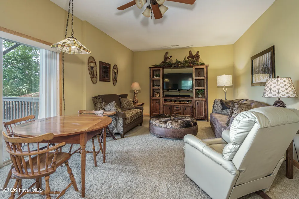 98 Dunrunnin Pointe Murphy, NC 28906