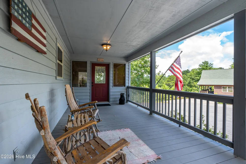 98 Dunrunnin Pointe Murphy, NC 28906