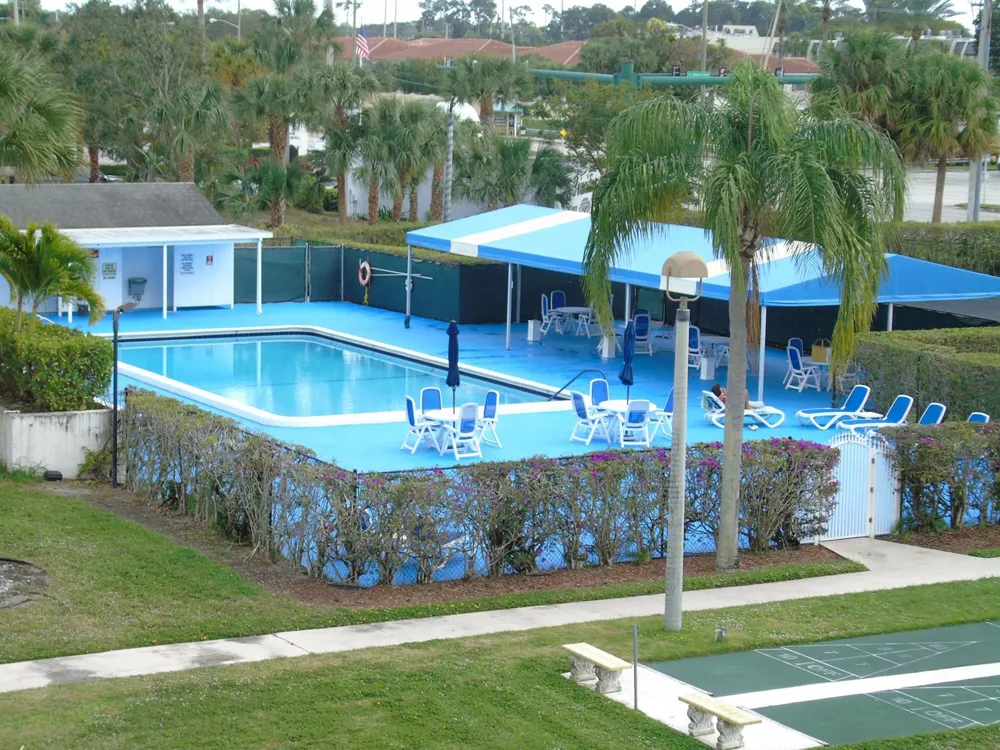 3951 Via Poinciana #209 Lake Worth, FL 33467