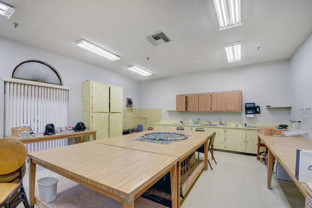 3951 Via Poinciana #209 Lake Worth, FL 33467