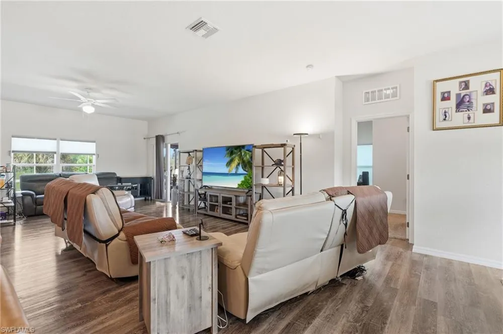 3017 Iris Circle Labelle, FL 33935