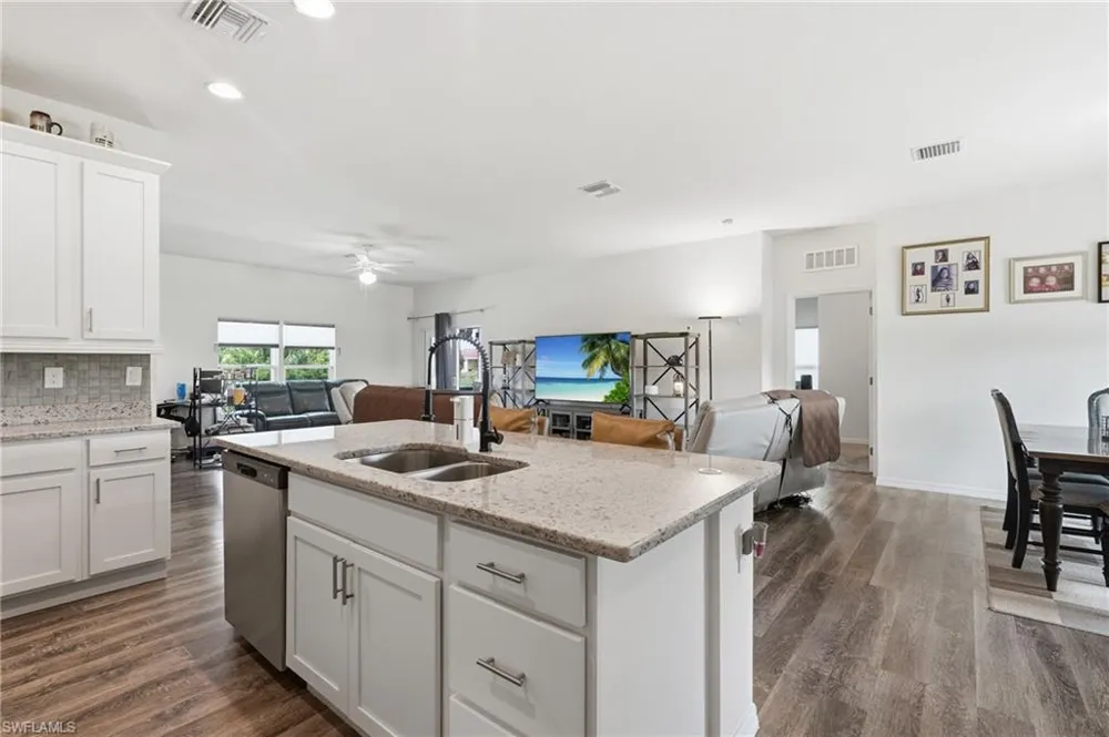 3017 Iris Circle Labelle, FL 33935