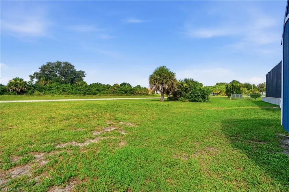3017 Iris Circle Labelle, FL 33935