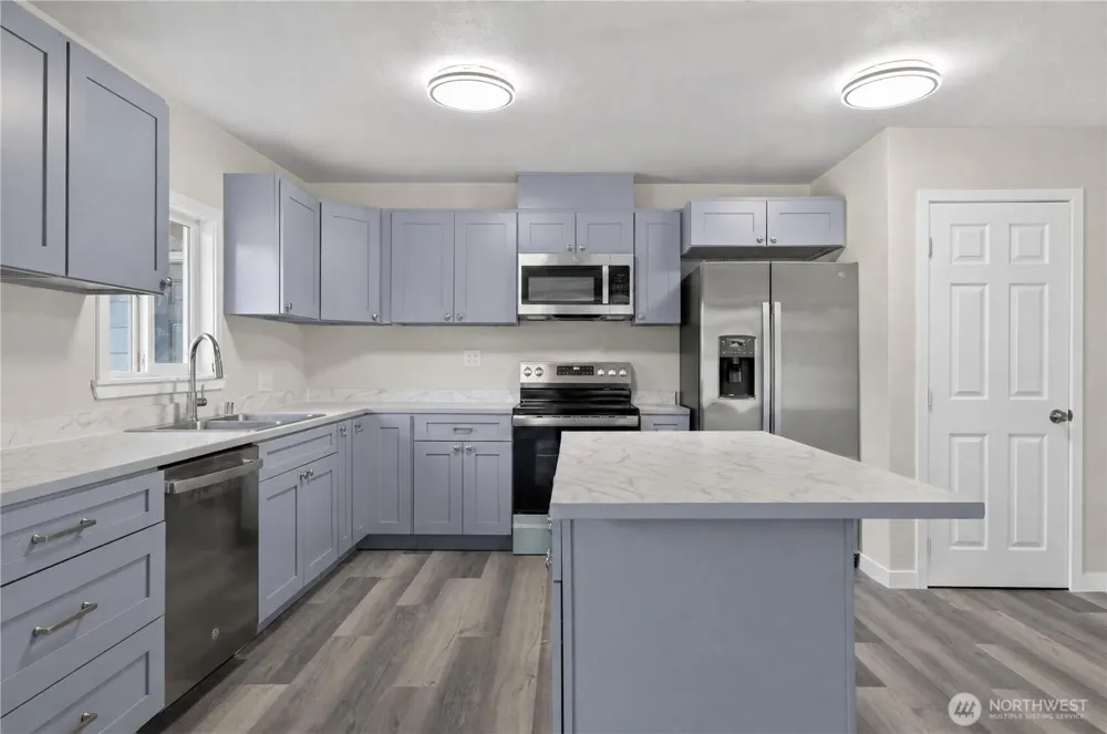 1720 W Market Street Aberdeen, WA 98520