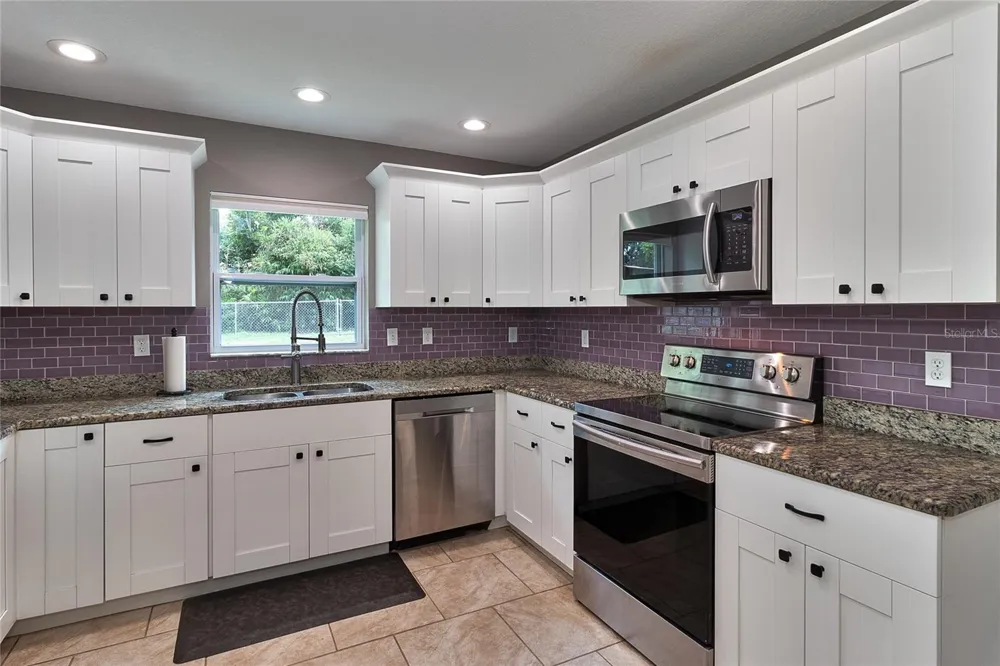 5130 20TH STREET Zephyrhills, FL 33542