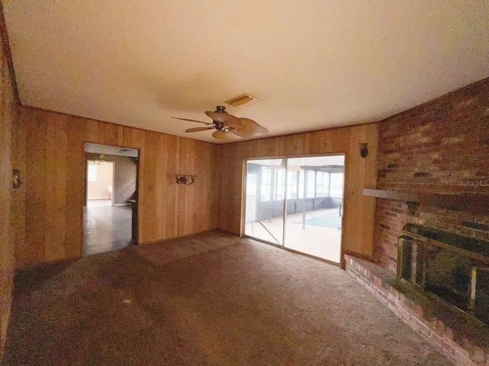 603 W OCALA STREET Umatilla, FL 32784
