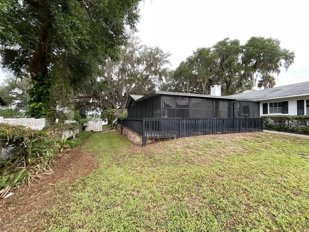 603 W OCALA STREET Umatilla, FL 32784