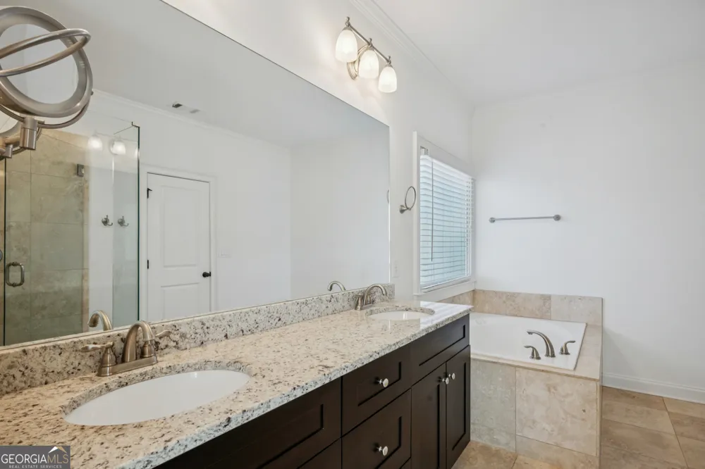 2326 Nesbitt DR NE Brookhaven, GA 30319