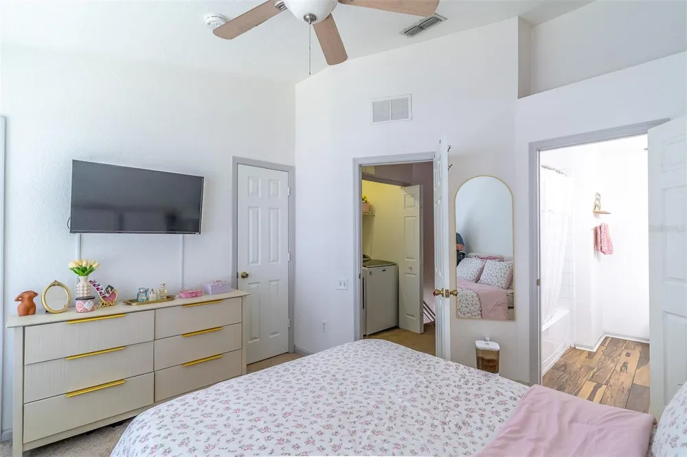 5338 HAWKSTONE DRIVE Sanford, FL 32771
