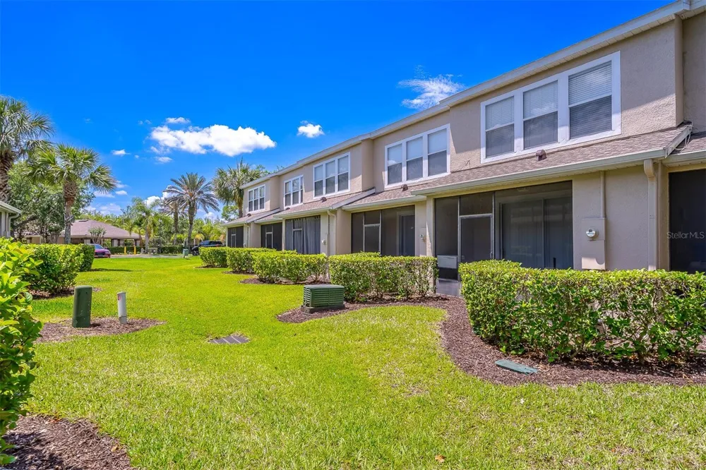 5338 HAWKSTONE DRIVE Sanford, FL 32771