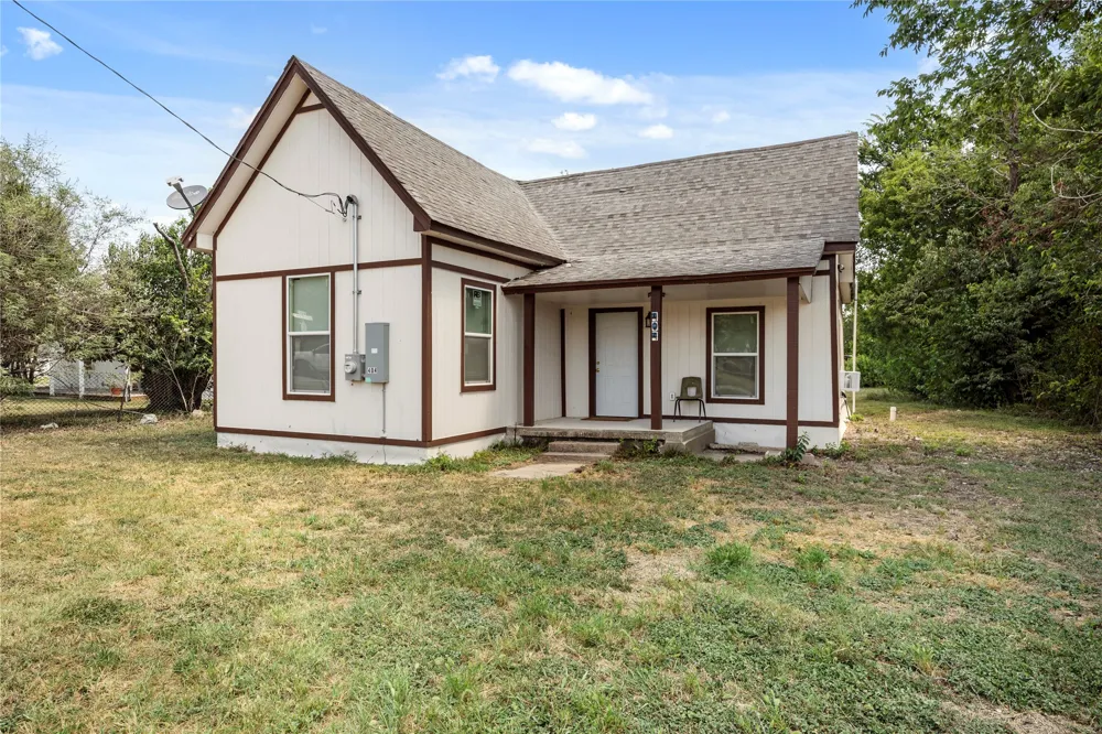 404 Eagle Drive Eddy, TX 76524