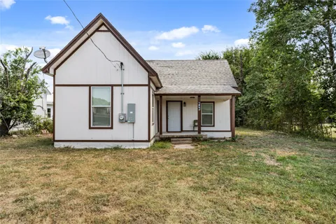 404 Eagle Drive