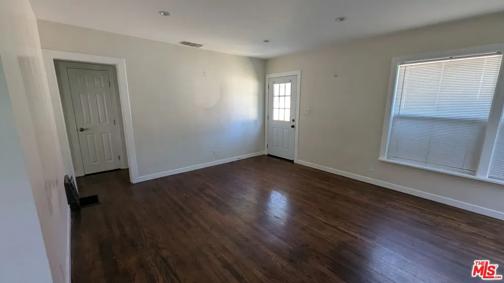 14156 Friar Street Van Nuys, CA 91401