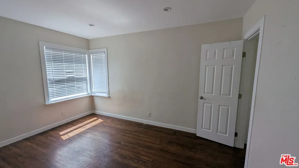 14156 Friar Street Van Nuys, CA 91401