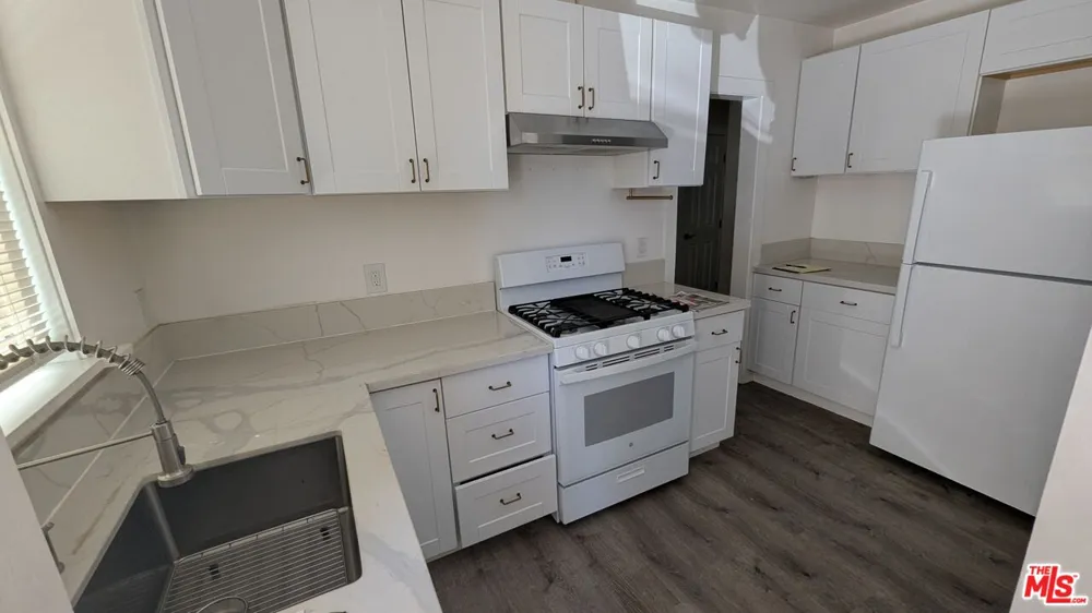 14156 Friar Street Van Nuys, CA 91401