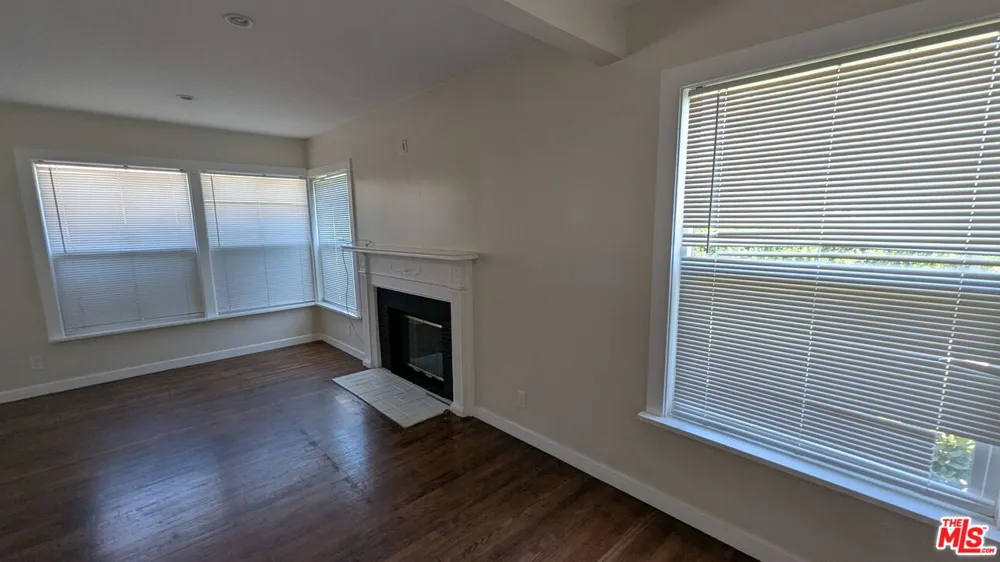 14156 Friar Street Van Nuys, CA 91401