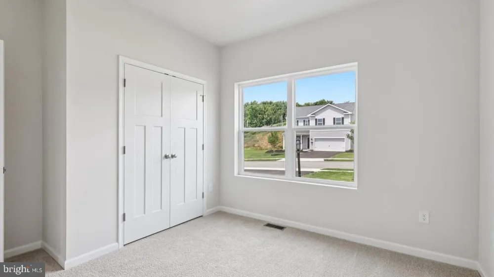2053 PAPERBACK WAY York, PA 17408
