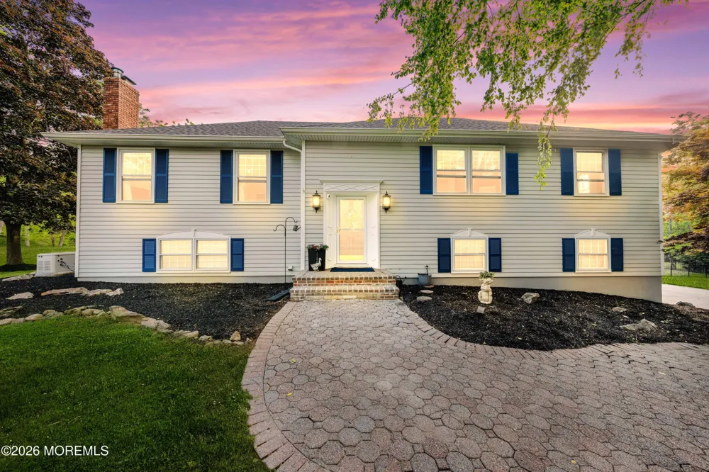 97 Beacon Hill Road Califon, NJ 07830