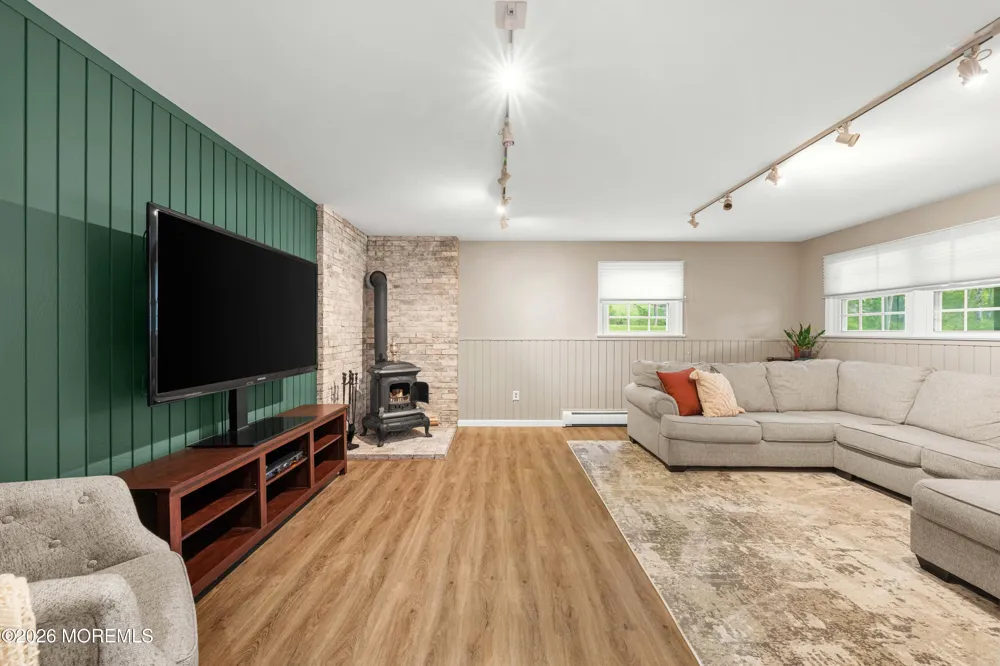 97 Beacon Hill Road Califon, NJ 07830