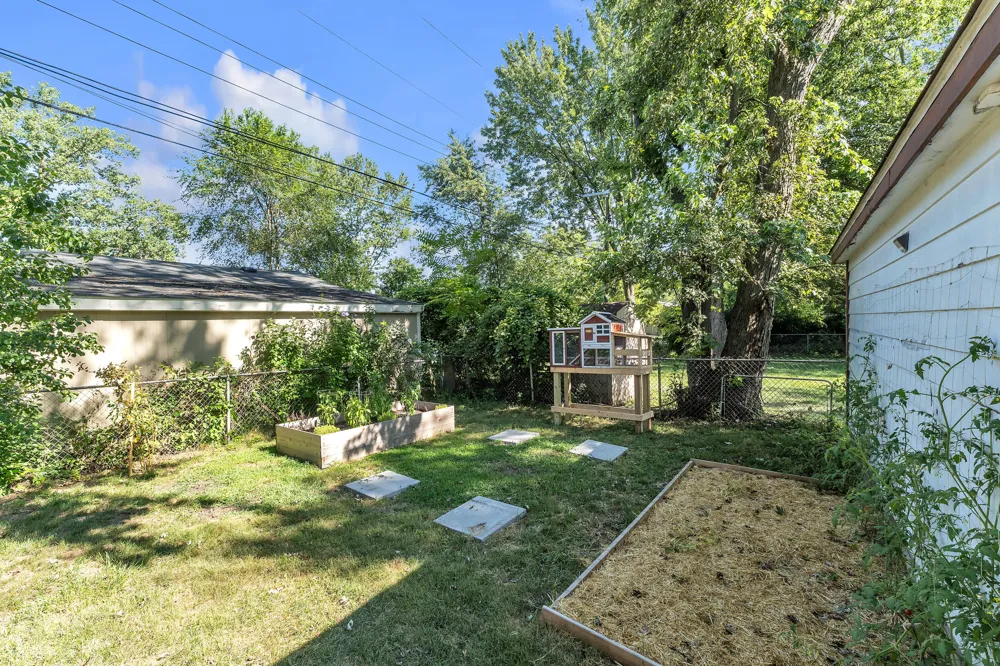99 Devonshire Street Ypsilanti Charter Township, MI 48198