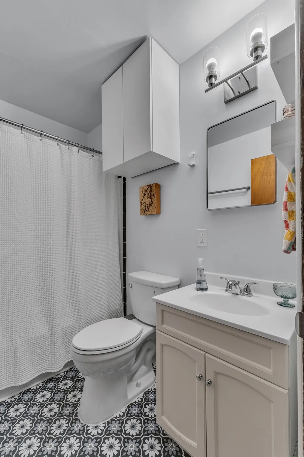 99 Devonshire Street Ypsilanti Charter Township, MI 48198
