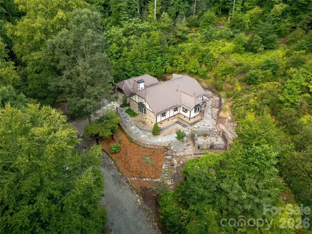 275 Hubbard Hollow Road Rosman, NC 28772