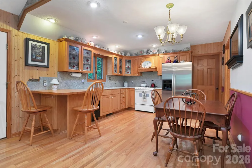 275 Hubbard Hollow Road Rosman, NC 28772