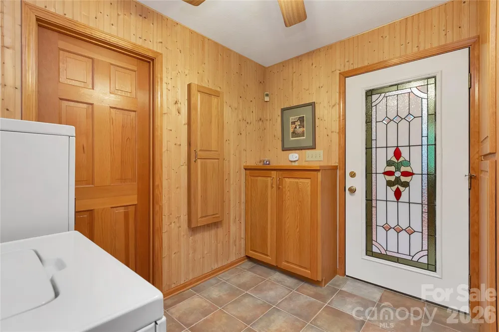 275 Hubbard Hollow Road Rosman, NC 28772