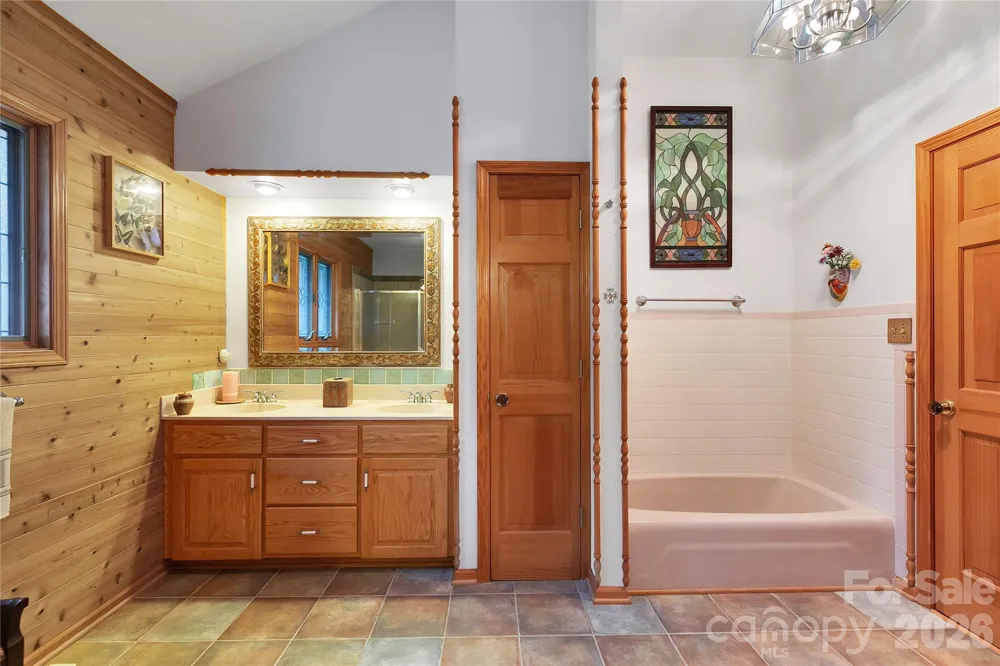 275 Hubbard Hollow Road Rosman, NC 28772