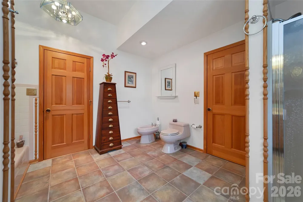 275 Hubbard Hollow Road Rosman, NC 28772