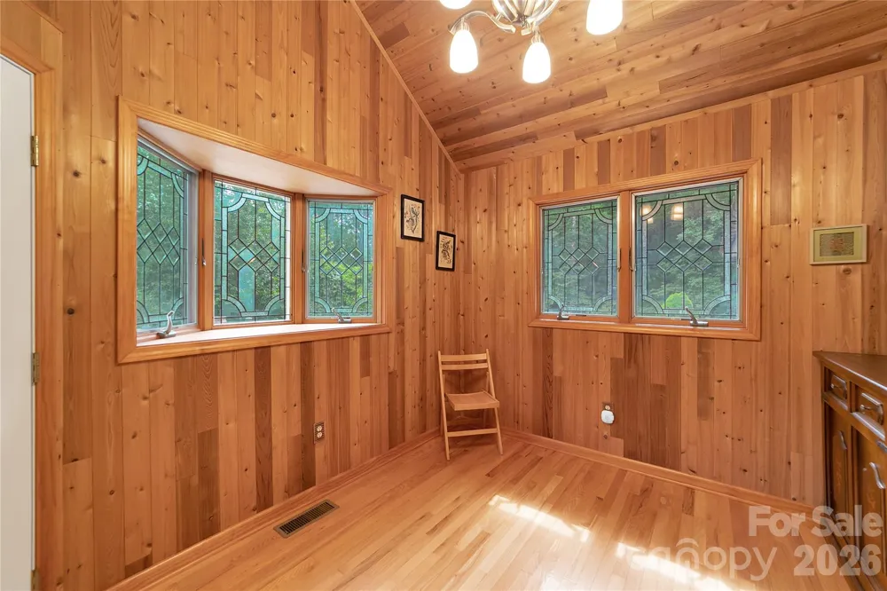 275 Hubbard Hollow Road Rosman, NC 28772
