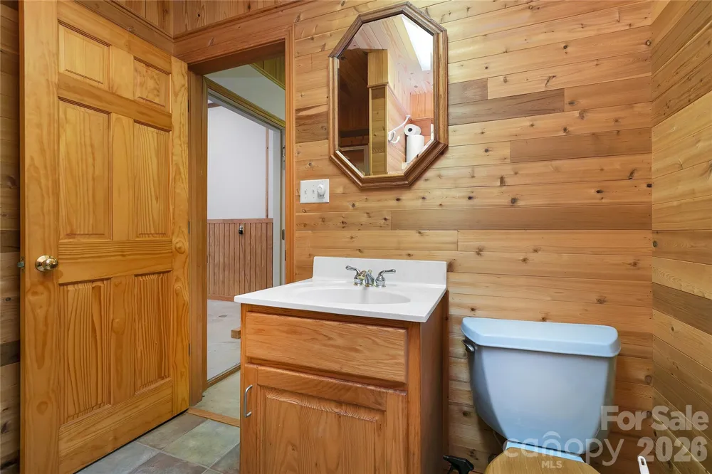 275 Hubbard Hollow Road Rosman, NC 28772