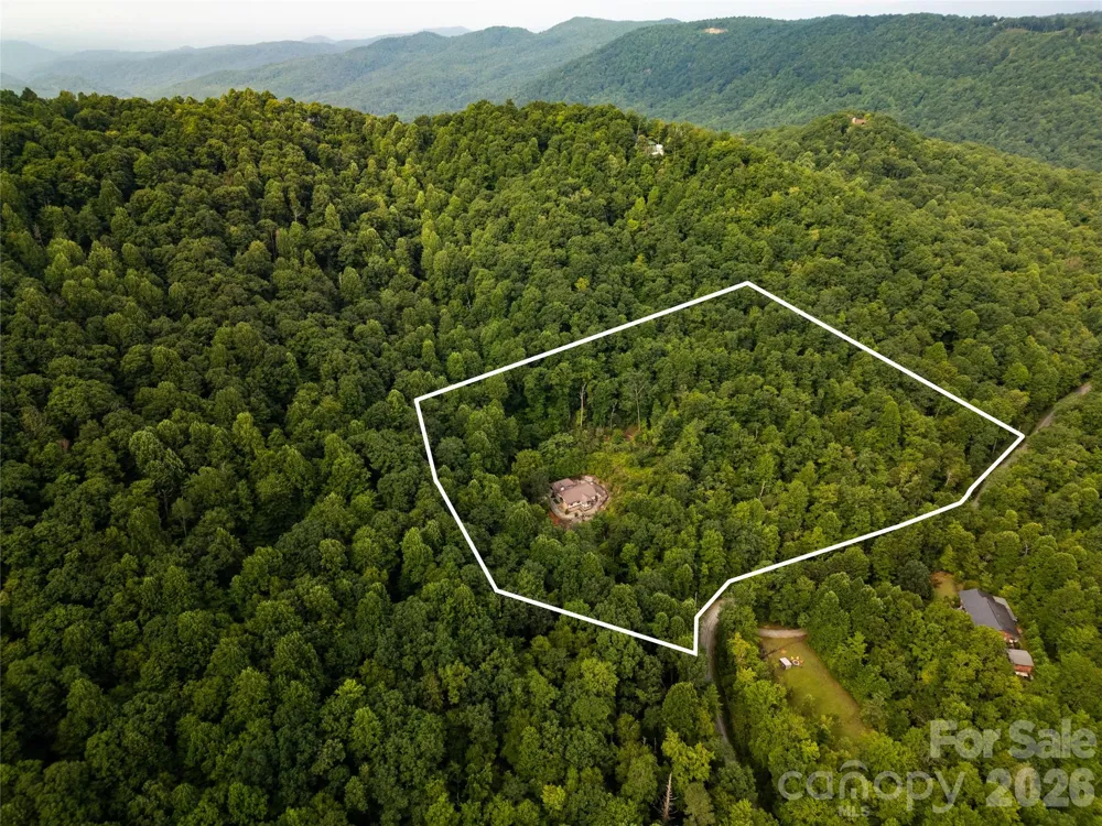 275 Hubbard Hollow Road Rosman, NC 28772