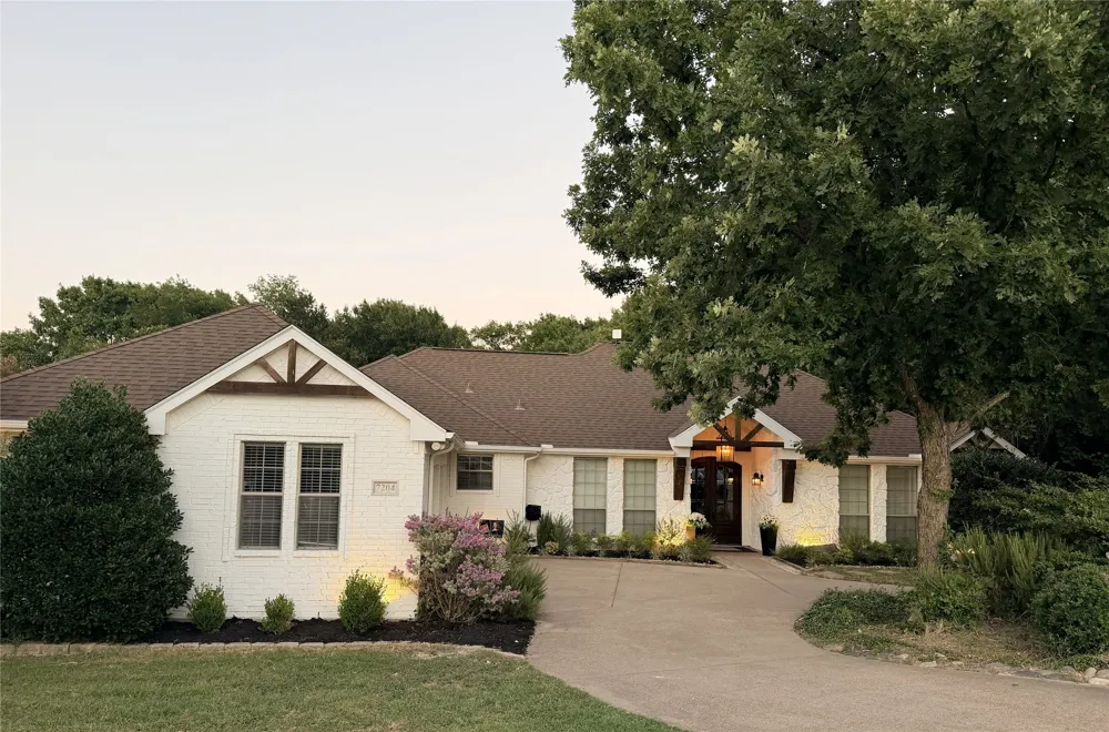 7204 Montgomery Road Midlothian, TX 76065