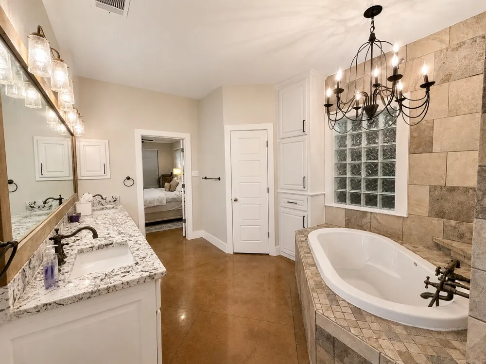 7204 Montgomery Road Midlothian, TX 76065