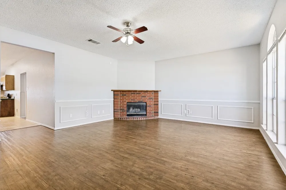 6124 Nelson Terrace Watauga, TX 76148