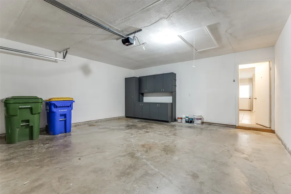 6124 Nelson Terrace Watauga, TX 76148