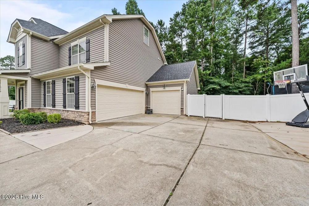 210 Huzzas Circle Cameron, NC 28326