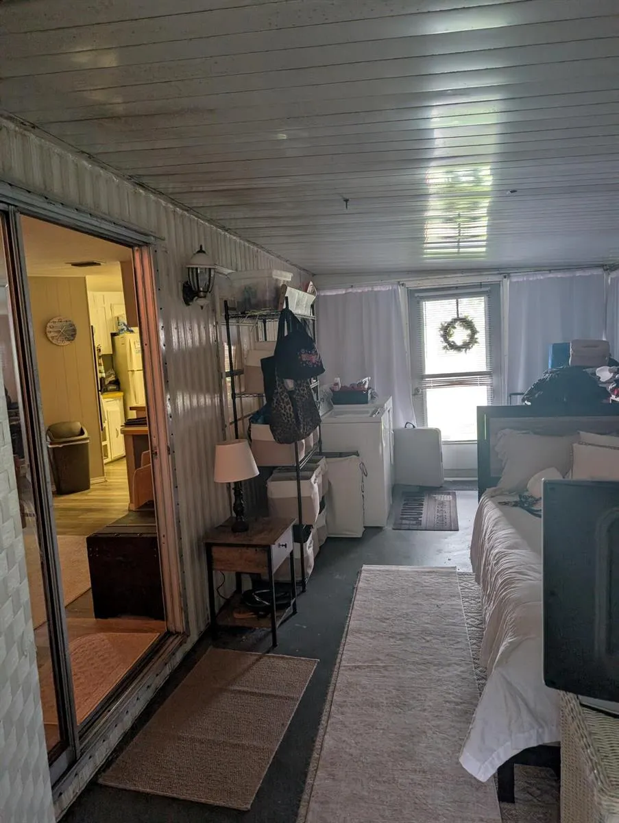 32 Manor Drive Fort Pierce, FL 34982