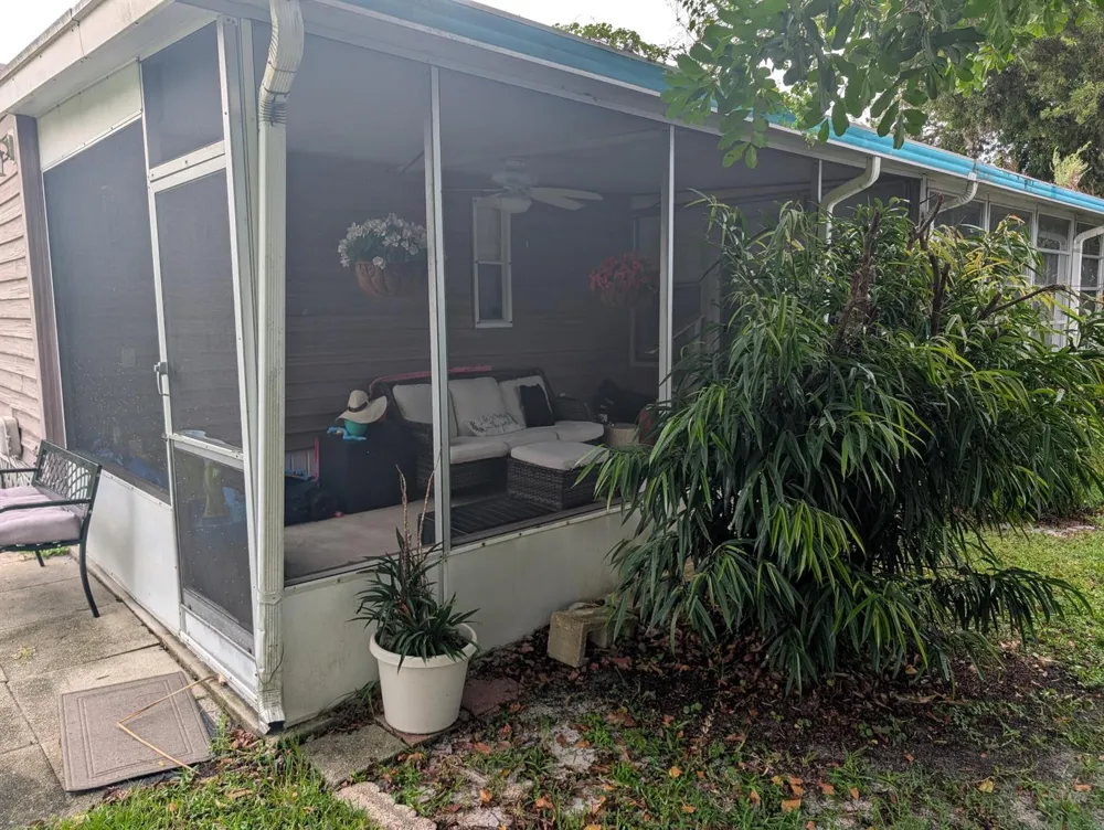 32 Manor Drive Fort Pierce, FL 34982