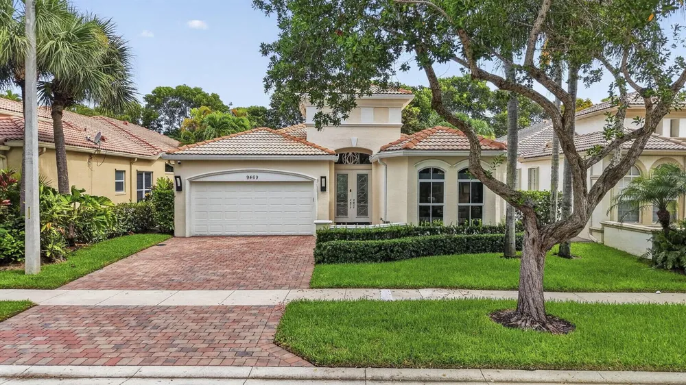 9469 Via Elegante Wellington, FL 33411