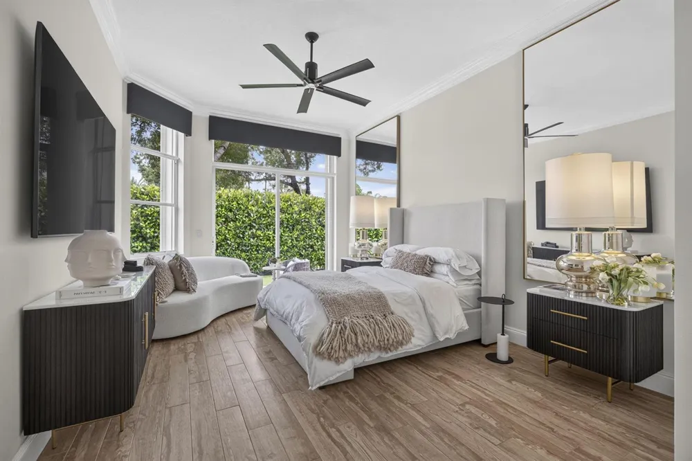 9469 Via Elegante Wellington, FL 33411