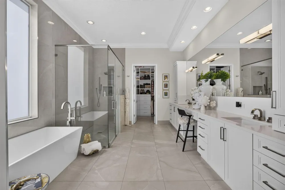 9469 Via Elegante Wellington, FL 33411