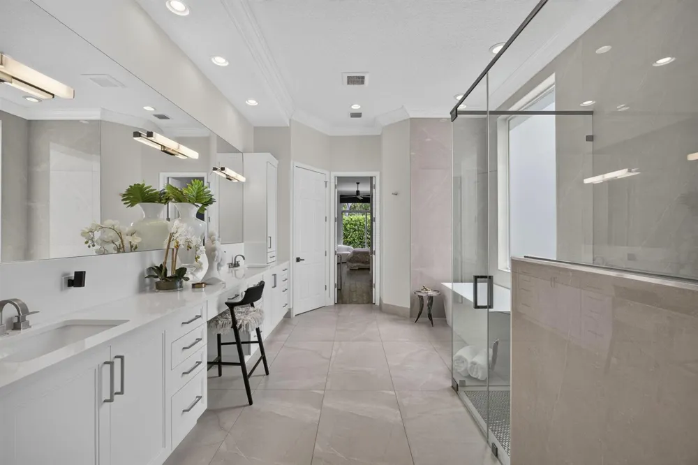 9469 Via Elegante Wellington, FL 33411