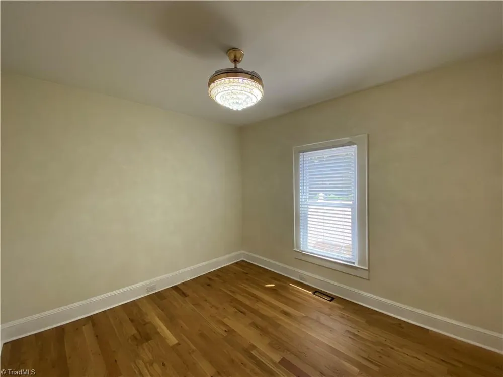 203 Shawnee Street Winston-Salem, NC 27127
