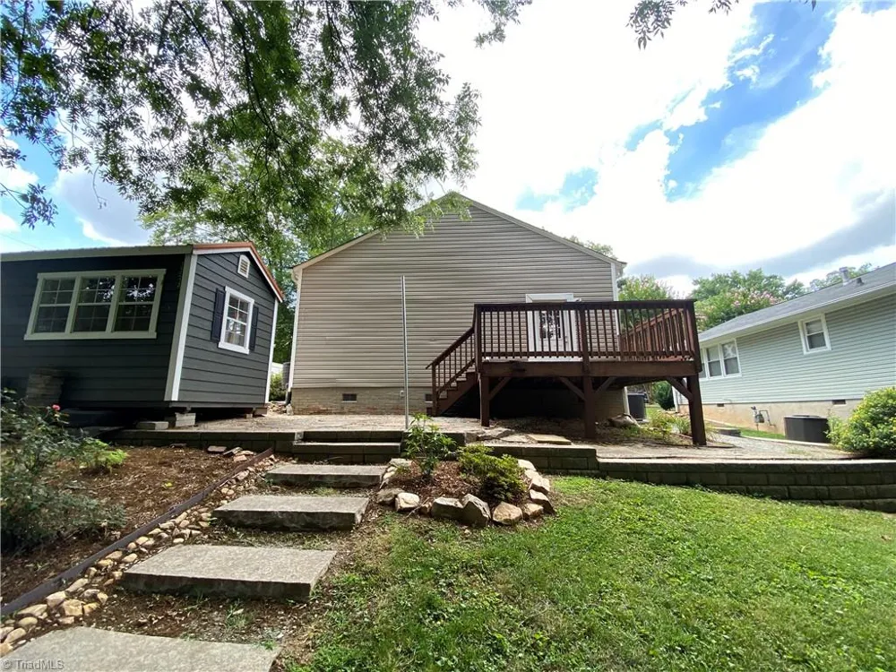 203 Shawnee Street Winston-Salem, NC 27127