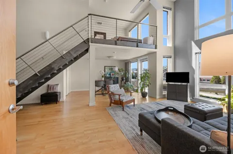 1705 Dock Street #558