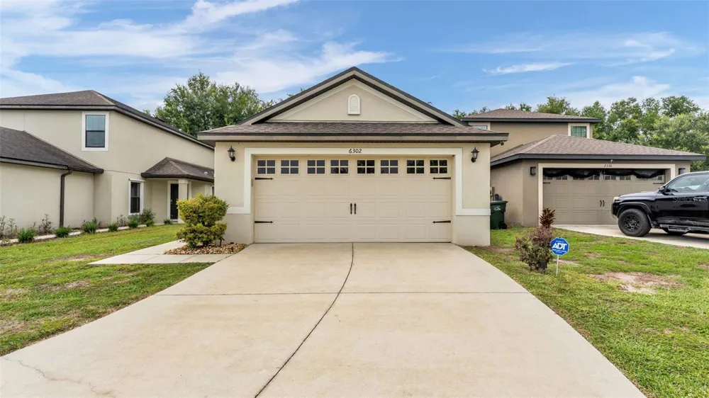6302 MANITOBA DRIVE Lakeland, FL 33805